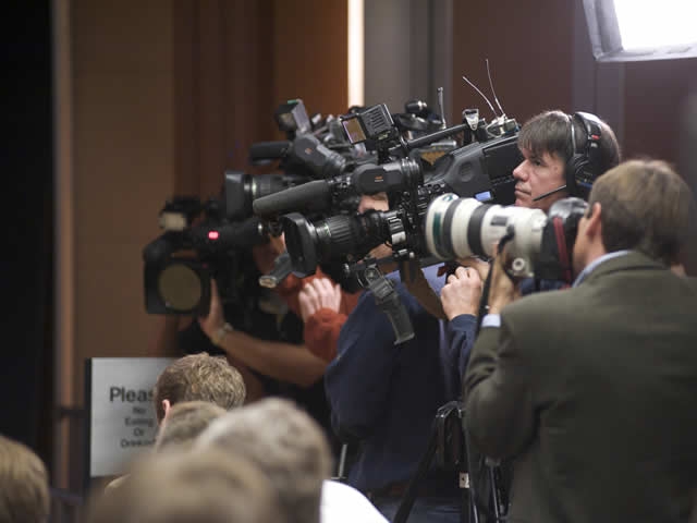 Cameras from various national outlets covered the press conference.