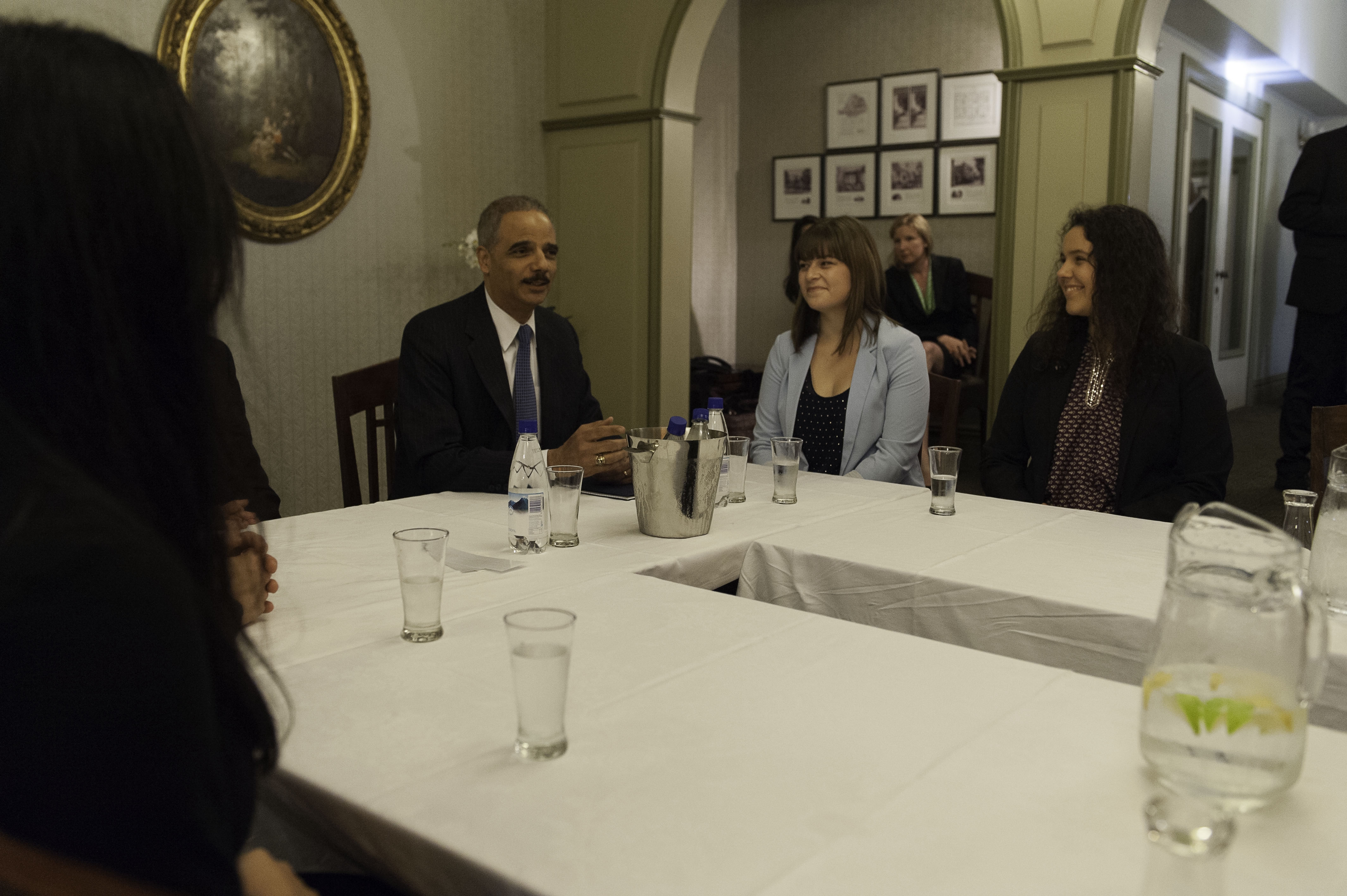 Attorney General Holder meets with student members