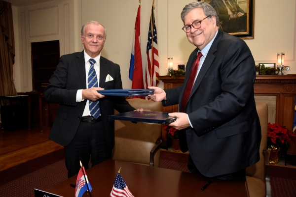 Croatia’s Minister of Justice Dražen Bošnjaković and U.S. Attorney General William P. Barr