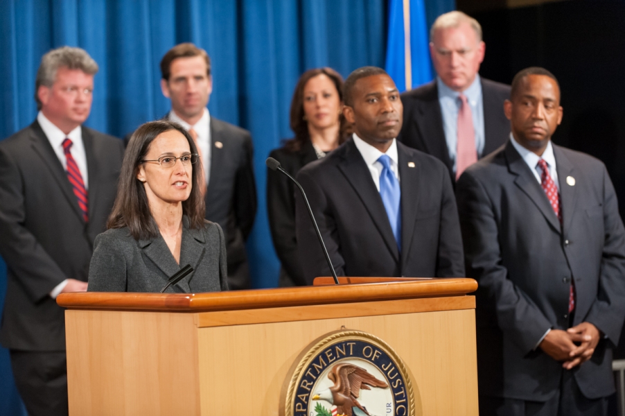 Illinois Attorney General Lisa Madigan talks about federal-state cooperation in formulating the lawsuit. Illinois Attorney General Lisa Madigan