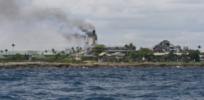 Hero Smoke Stack Air Pollution, Courtesy of USGS