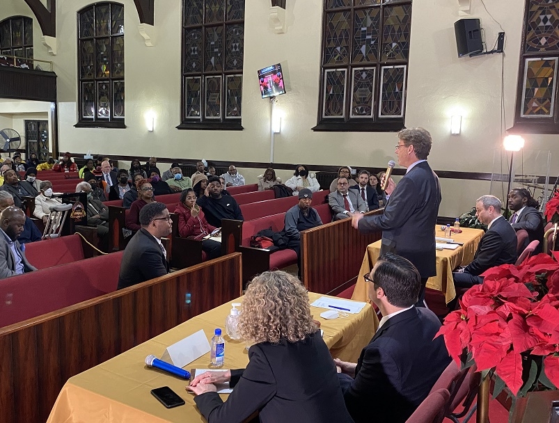 Philip Sellinger speaking at Newark Community Town Hall