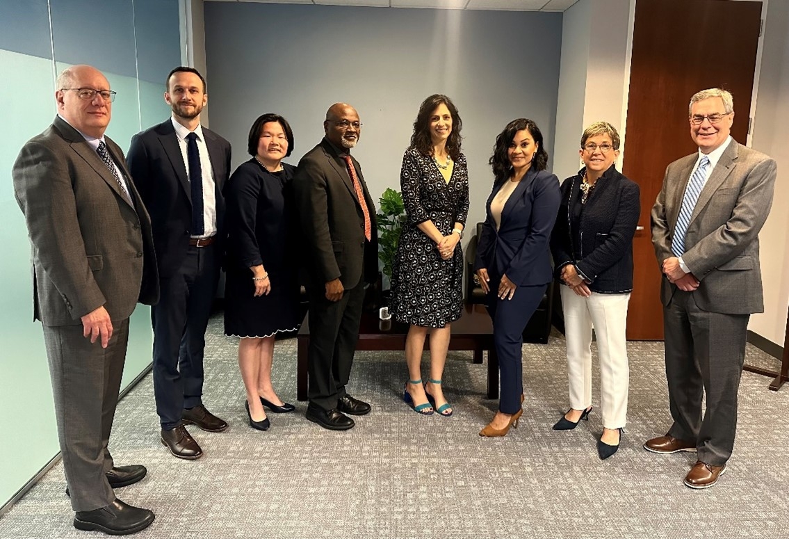 Director Rossi and members from Connecticut Bar Foundation, Connecticut Bar Association, Connecticut Access to Justice Commission and Connecticut Judiciary.