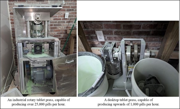 Industrial rotary tablet press and a desktop tablet press