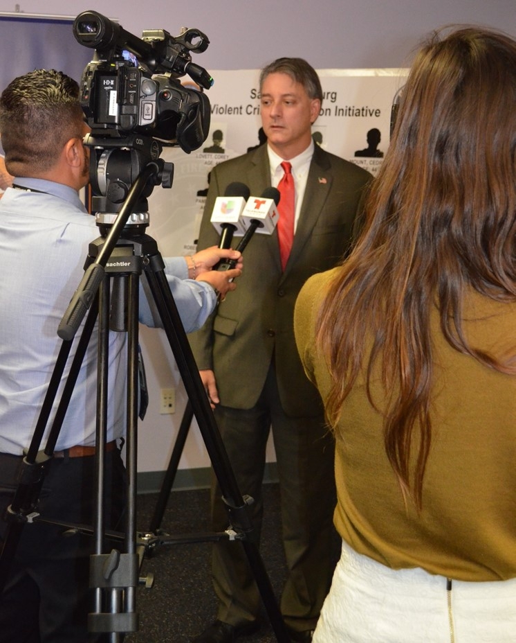 USA Muldrow addresses spanish speaking media outlets