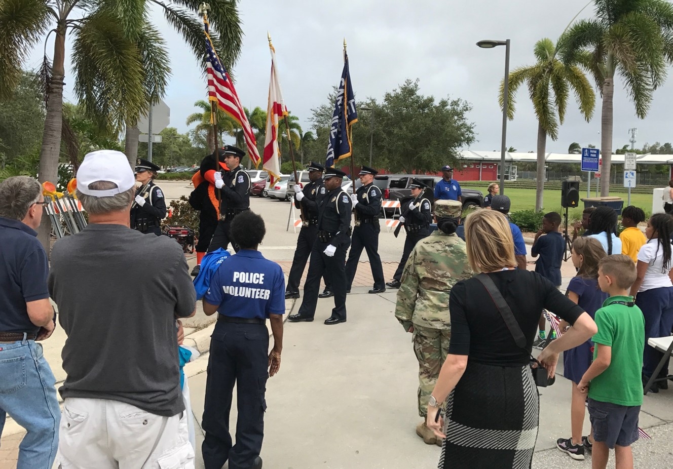 Sarasota PD opens up NNO 2017