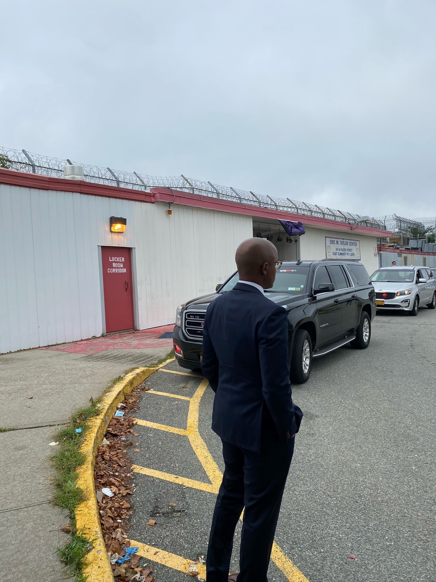 U.S. Attorney Damian Williams outside Rikers Island Correctional Facility