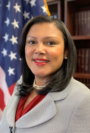 Photo of Tara M. Lyons