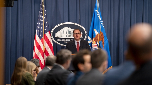 PCSF Director Dan Glad delivers remarks at the Justice Department’s PCSF Summit