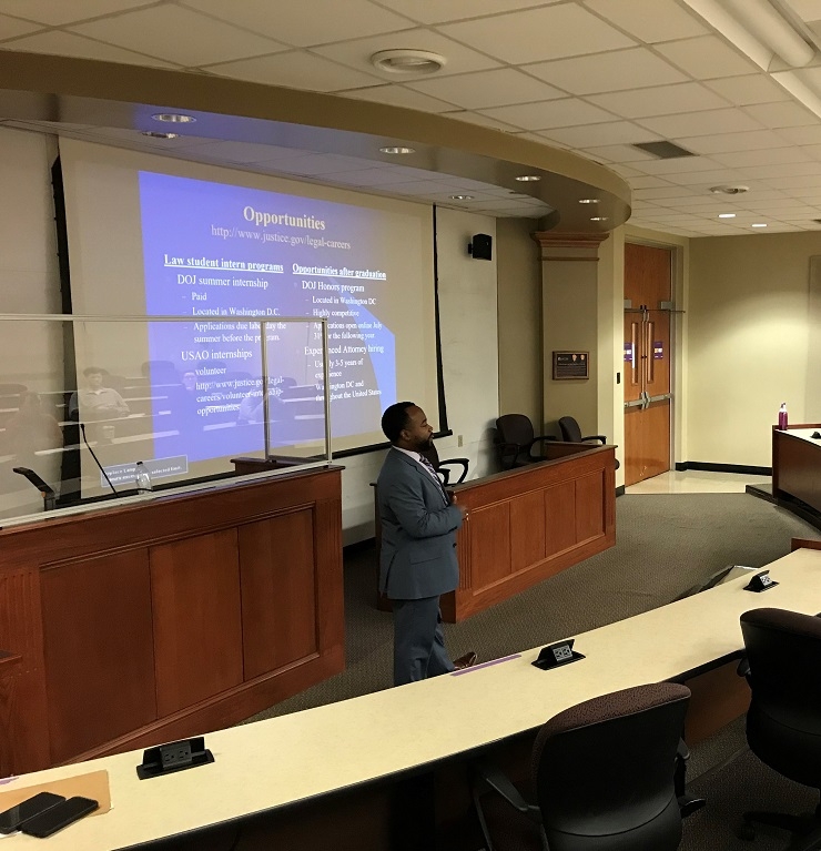 Criminal Chief Jamie Flowers talks to LSU law students