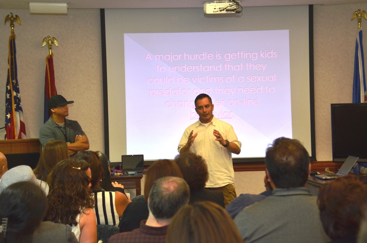 HSI Special Agents Avery Cepeda and Richard Flores during their presentation