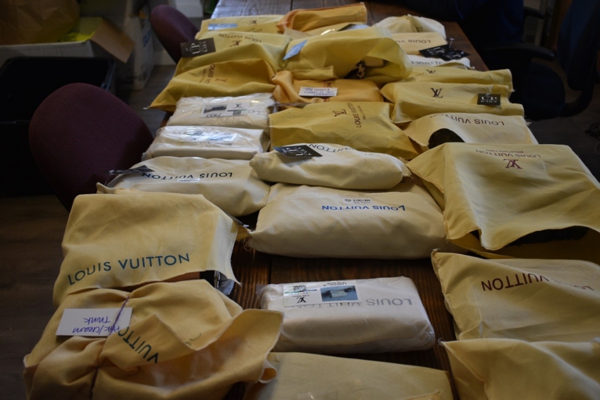 Table fake bags