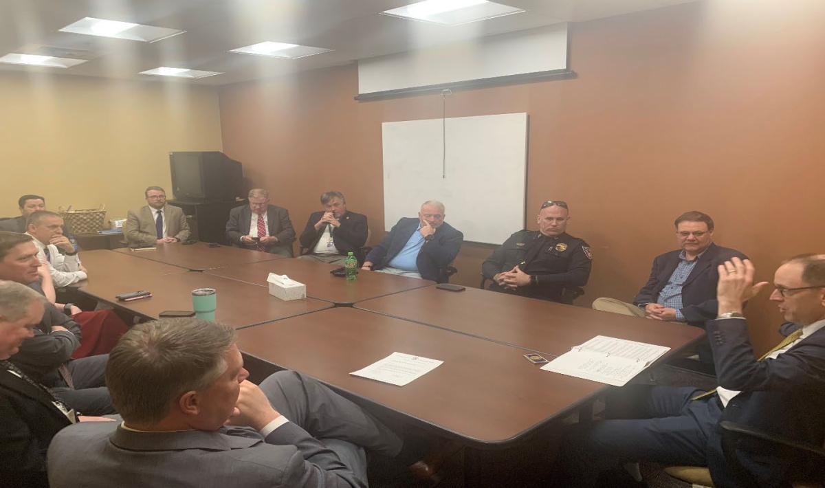 U.S. Attorney Ritz, along with AUSA Vic Ivy and District Attorney General Jody Pickens, facilitated roundtable discussion with law enforcement from the 26th Judicial District.