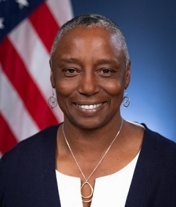 Stephanie M. Hinds portrait