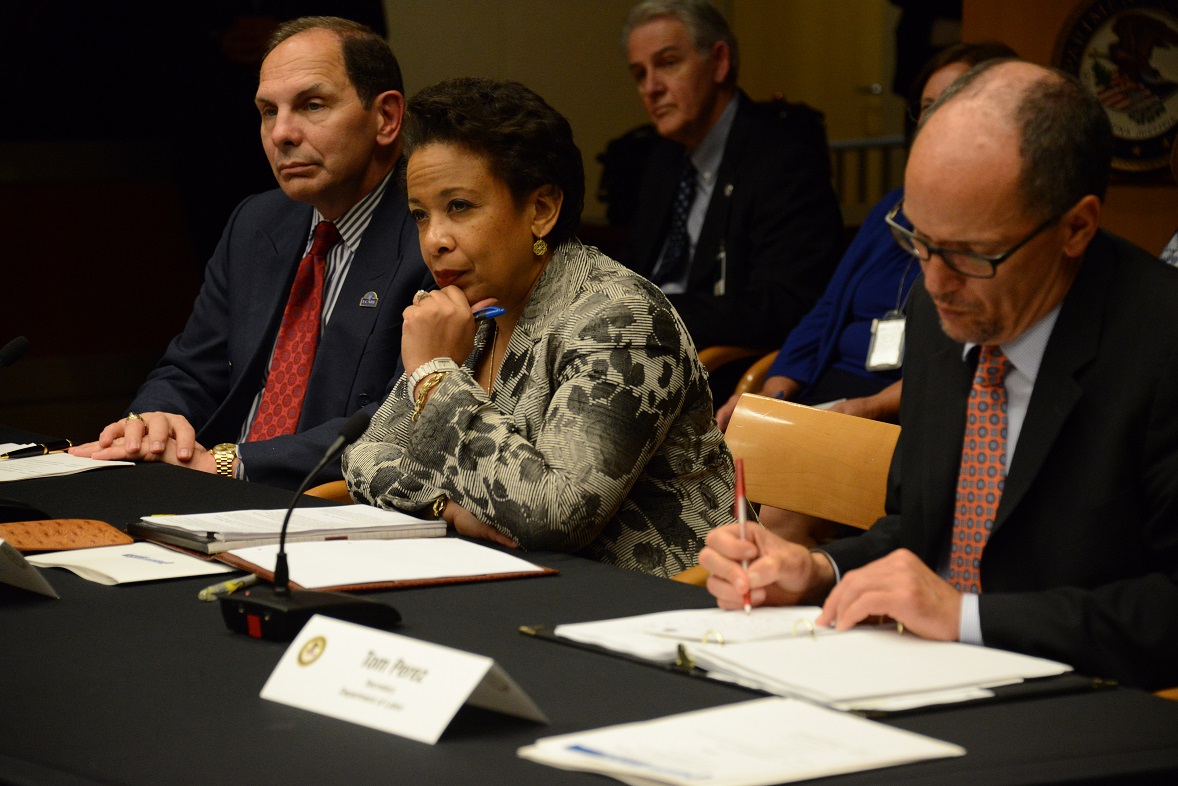 Attorney General Lynch attends Federal Interagency Reentry Council Meeting