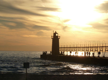 Picture of lighthouse in South Haven, MI Picture of lighthouse in South Haven, MI