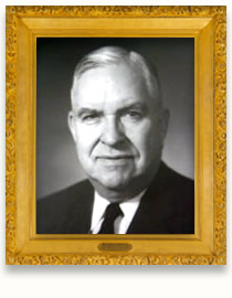 Portrait of Erwin Nathaniel Griswold