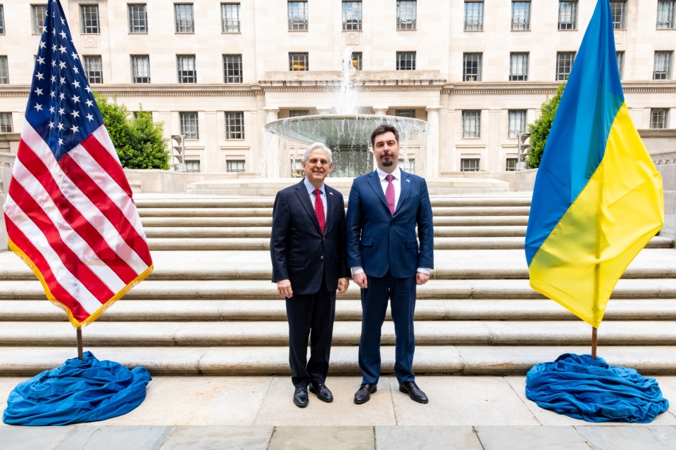 Генеральный прокурор США Гарланд с председателем Верховного суда Украины Всеволодом Князиевым
