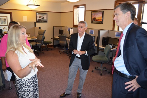 ONH staff provides overview of computer program course